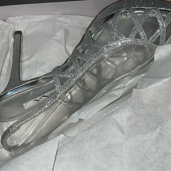 Nina Shoes - Picture 5 of 6